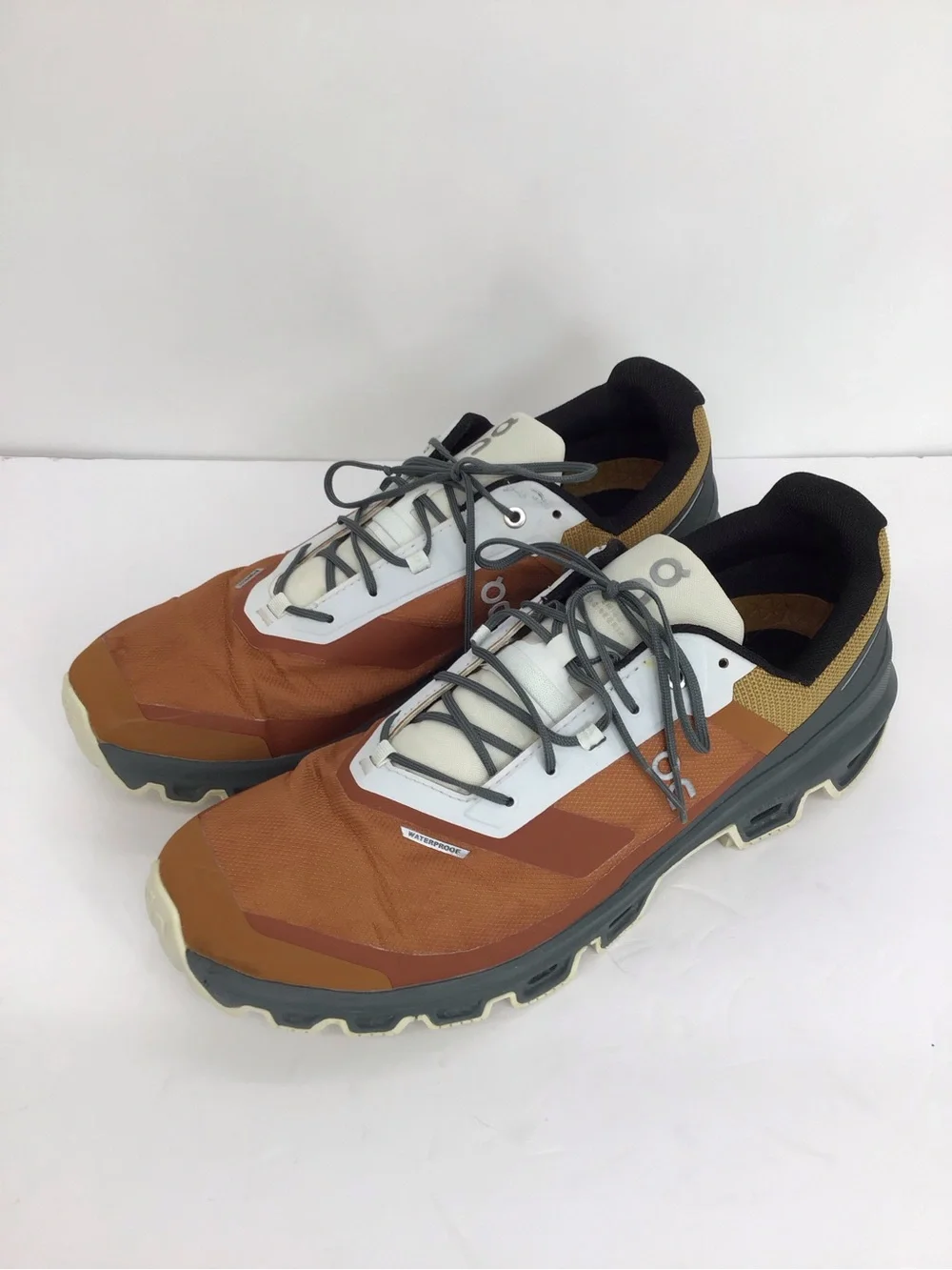 On Cloudventure Men’s Waterproof 3.0 Athletic Sneaker Pecan/Lead Size 11